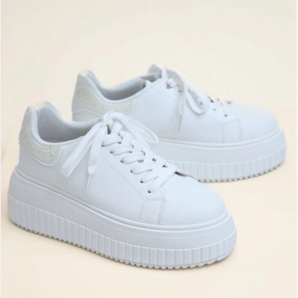 NWT White Embellished Platform Sneakers